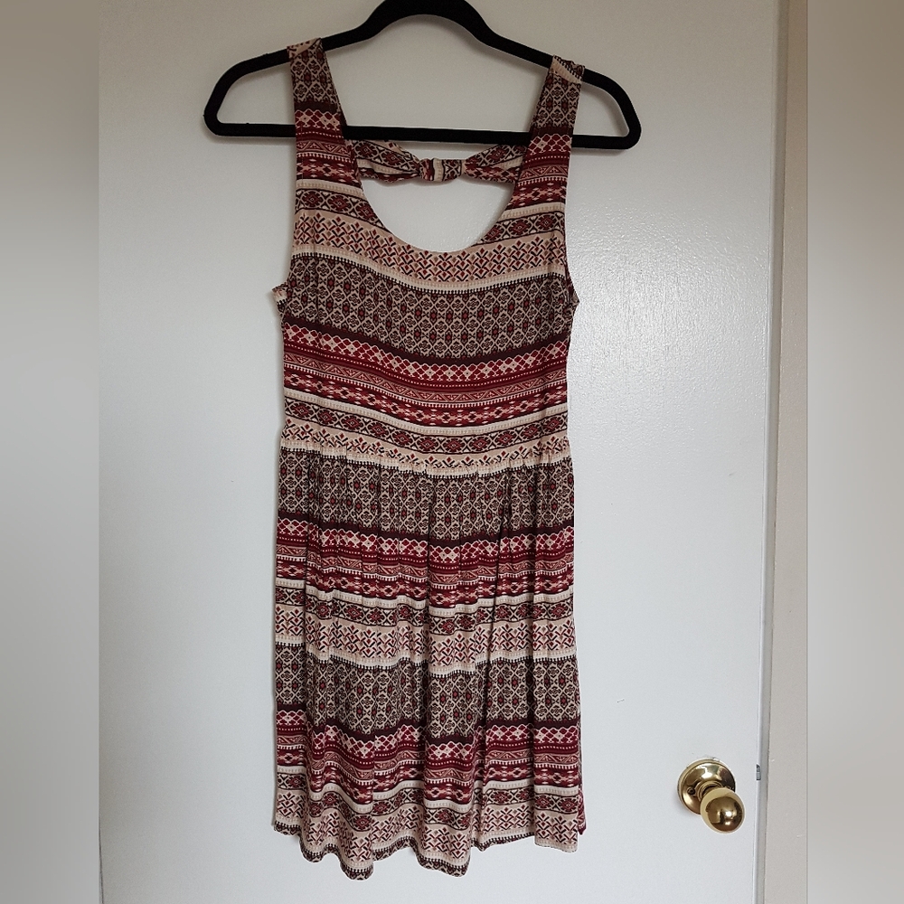 Small Forever 21 Peek-a-boo Back Dress